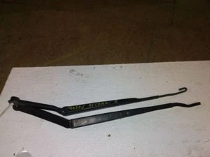 Pair of Windshield Wiper Arms for 2007 Cadillac SRX - Bild 1 von 3
