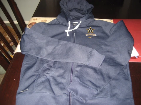 WOMENS NIKE THERMA FIT VANDERBUILT COMMODORES HOODIE JACKET SIZE MEDIUM BLUE NWT Cover