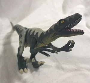 Vintage 1997 Jurassic Park Lost World Dinosaur CYCLOPS RAPTOR JP13 Site B - Picture 1 of 9
