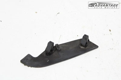 Dodge Challenger 2015-2023 guardabarros delantero derecho del lado del pasajero cubierta de espata OEM Foto 1 de 4