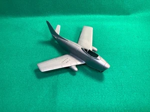 F-86 Sciabola Plastica Marx Jet, manca 1 ala di coda - Foto 1 di 4