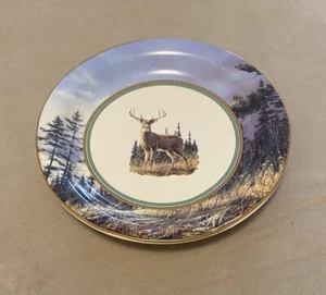 Cabela's Autumn Whitetail Teller von James Hautman - Bild 1 von 2