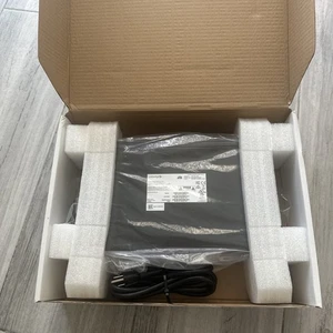 NK1-CP1 Pakedge - Wireless Controller with BakPak for 15 APs - Picture 1 of 6