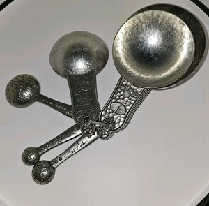 Tin Woodsman Pewter Measuring Cup Set and Spoons Set USA 1/4 To 1 Cup - Picture 1 of 4