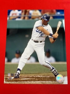 George Brett (Royals), Licensed, Photo File  8" x 10" Color Photo (Vintage) - Picture 1 of 1