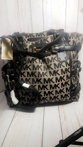 NEW-MICHAEL KORS GANSEVOORT BEIGE+BLACK LARGE NS TOTE TOP HANDLE HANDBAG ๐ ๐ - Picture 1 of 4