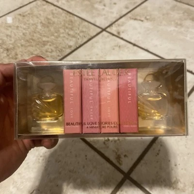 MUITO RARO Estee Lauder LINDA COLEÇÃO DE HISTÓRIAS DE AMOR Conjunto de Presente Novo Perfume - Imagem 1 de 4