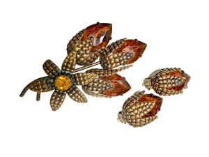 VINTAGE 3-PC BROOCH PIN & EARRINGS SET , W. GERMANY, FAUX AMBER / BRASS FLOWER - Picture 1 of 5