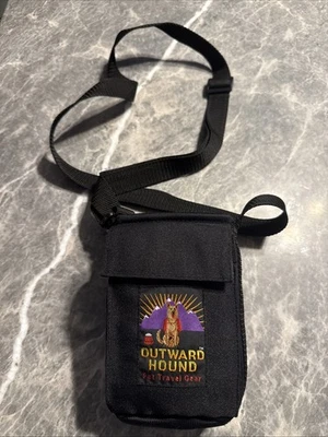 Bolso Outward Hound para comida golosina agua para pesca senderismo viaje camping usado en excelente estado Foto 1 de 4