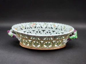Meissen porcelain Painted Strawberry And Grape Bowl Dish - Picture 1 of 11