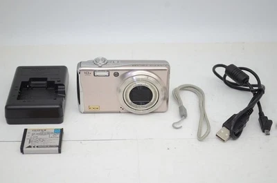 FUJIFILM FinePix F80EXR 12.0MP Compact Digital Camera Silver - Image 1 of 4