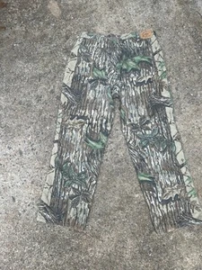 Vintage 90s 36x32 Realtree Duxbak Hunting Camo Quilted Insulated Thermal Pants - Picture 1 of 4