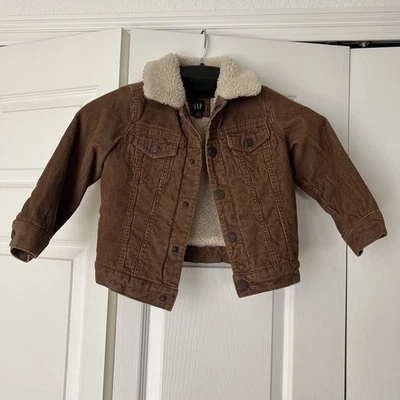 Chaqueta de Camionero Sherpa Pana Marrón Bebé GAP Sable Niños 3T Niño Pequeño  Foto 1 de 4
