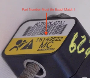 2005 - 2006 Cadillac Chevrolet GMC Front Sensor 15103522 OEM - Picture 1 of 8