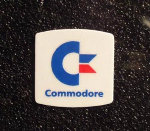 Commodore C64 Label / Aufkleber / Sticker / Badge / Logo 2cm x 2cm [300] - Bild 1 von 2