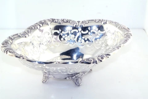Vtg Gorham Sterling Silver Pierced Oval Footed 7.75" Bowl 105 grams Cover