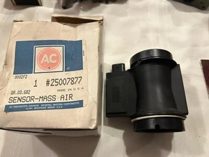 AC GM 25007877 Mass Air Flow Sensor Pontiac Oldsmobile Buick - Picture 1 of 9