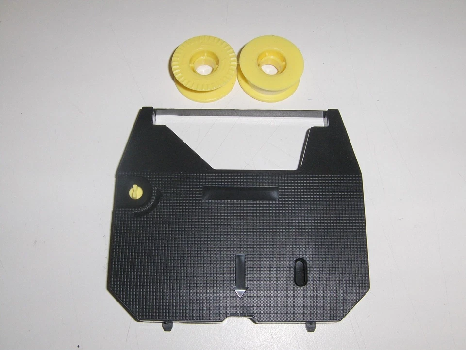 Paquete de 2 cartuchos de cinta para máquina de escribir Panasonic KXR330 + paquete económico de cinta de corrección Foto 1 de 1