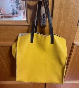 Umhängetasche in Leder aus Italien, Fb. gelb - NEU - Bild 1 von 5