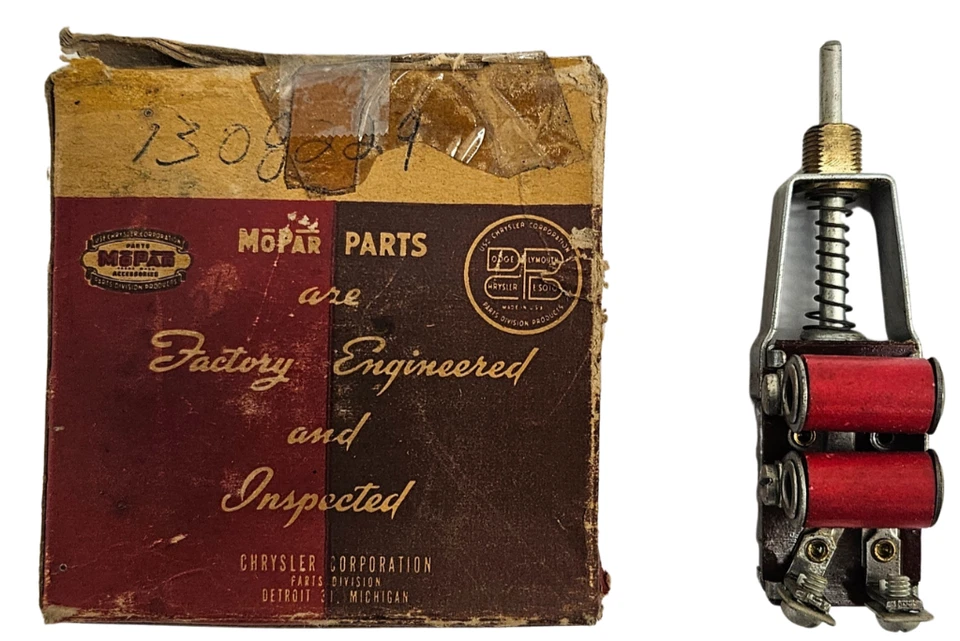 1941-1942 Dodge Plymouth DeSoto Chrysler C34 C36 Heater Blower Switch NOS 974943 - Image 1 of 4