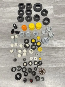 LEGO Lote RUEDAS a Granel Neumáticos Ejes Coche Vehículo Lotes Piezas Piezas - Imagen 1 de 4
