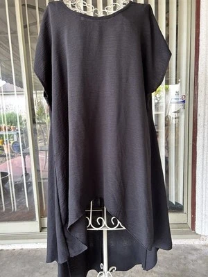 Vestido Cha Cha Vente Negro Medio Largo Asimétrico Alto Bajo Poliéster Foto 1 de 4