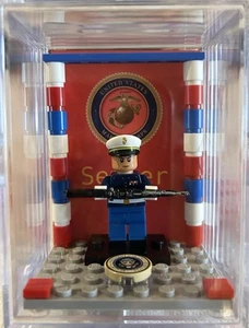U.S. Marine Minifigure In Dress Uniform In Display Box Semper Fidelis! - Picture 1 of 1