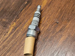 Genuine NGK CR8EIX Spark Plug 4218 Iridium - Picture 1 of 2