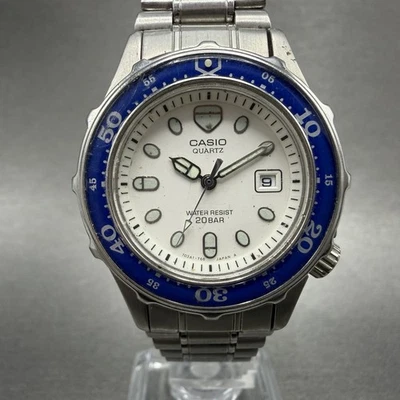 Reloj de buceo Casio para mujer 31 mm esfera blanca acero bisel azul LD-715 fecha PIEZAS Foto 1 de 4