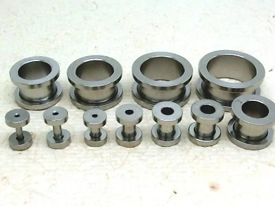 Flesh Tunnel Gruppo Orecchio Ear Plug Acciaio Inox Filetto 11 Pezzo Argento 2mm - Immagine 1 di 3