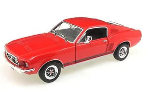Modellino auto Welly 1:24 Ford Mustang GT 1967 rosso - Foto 1 di 6