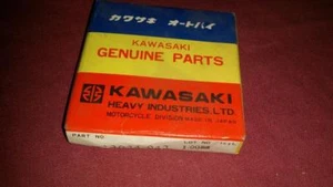 Juego de anillos de pistón genuinos Kawasaki 13024-043 nuevo de lote antiguo - Imagen 1 de 3