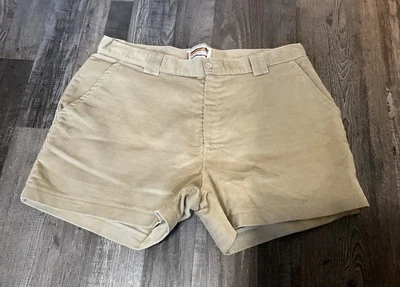 Vintage 1980’s Khaki Corduroy Preppy Women’s Sportif USA Shorts  34” NWOT - Image 1 of 4
