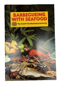 THE N.S.W. FISH MARKETING AUTHORITY. BARBECUEING WITH SEAFOOD. 0730501132 - Imagen 1 de 6