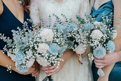 Ramos de Gypsophila blancos a granel falsos alientos bebés imitación flores artificiales 6 piezas Foto 1 de 4