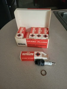Vintage Autolite Spark Plugs Box Of 10 AR-41 For Fords New Old Stock - Picture 1 of 6