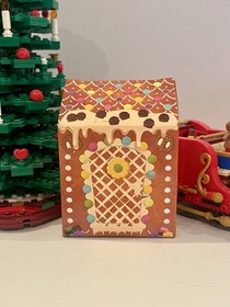 LEGO Seasonal: Gingerbread Man (5005156) Minifigure Retired Limited Ed Holiday