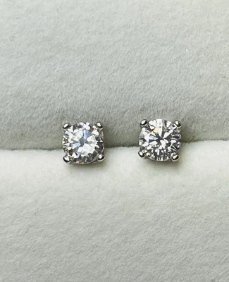 PT950 Platinum 925 Sterling Silver 1 Carats Moissanite Screw Back Stud Earrings - Image 1 of 4