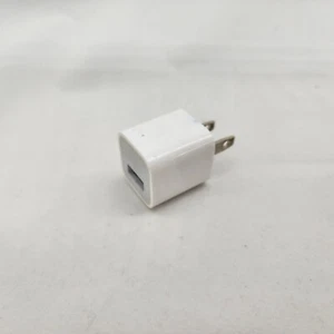 Adaptador USB de pared blanca Apple 100/240V - Imagen 1 de 5