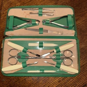 Vintage Maniküre Set 13 Teile Made in Germany Reißverschluss Yorkshire Lederetui SCHÖN! - Bild 1 von 13