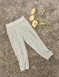 Gap soft jogger style pants size xs(4-5) Color is like an olive green/grey - Picture 1 of 1