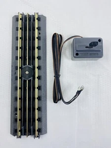 MTH 40-1008 RealTrax 10" Uncoupling Unloading operating gray w/ controller - Picture 1 of 4