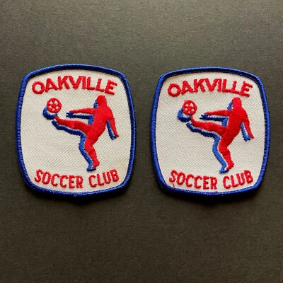 Parches del club de fútbol Oakville de la década de 1980 • Ontario Canadá • 2 nuevos stock antiguo vintage Foto 1 de 2