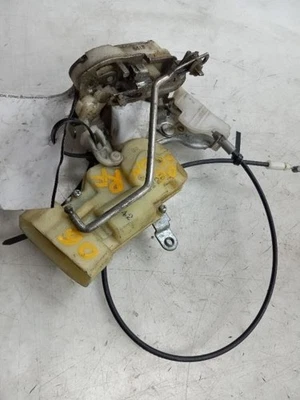 2006 SCION XB PASSENGER FRONT DOOR LOCK ACTUATOR  - Image 1 of 4