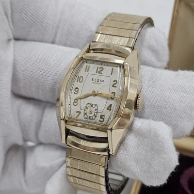 Vintage 1950's Elgin Tonneau Manual-Wind 15 Jewels 10k GP Men's watch Runs W Box - Image 1 of 4