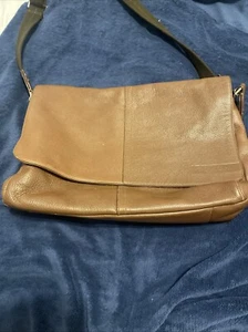 Coach Umhängetasche Leder braun B1282-F70423 gebraucht - Bild 1 von 7