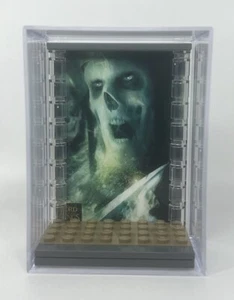 Minifigure Display Case For Lego LOTR King of the Dead NO MINIFIG INCLUDED - Picture 1 of 4