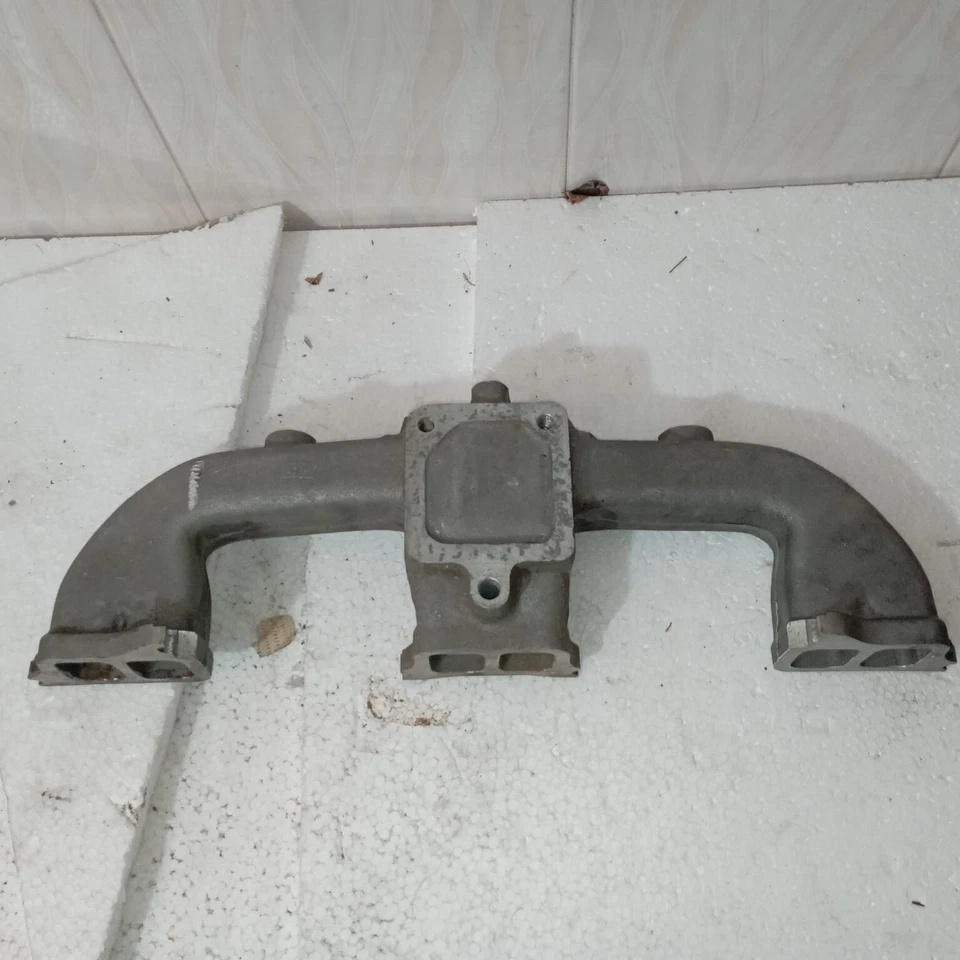 Colector de admisión TEQ original Toyota Land Cruiser FJ40 FJ43 FJ45 17111-60091 NUEVO DE STOCK Foto 1 de 4