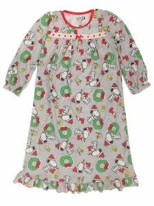 Peanuts Girls Gray & Pink Dot Snoopy Wreath Flannel Christmas Nightgown - Picture 1 of 3