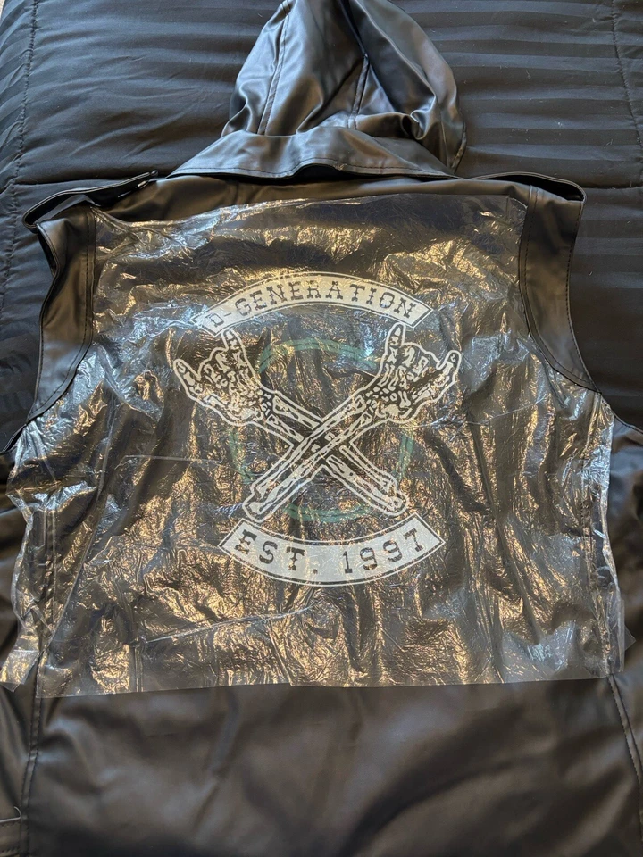 Chaleco de cuero con capucha Degeneration X para hombre talla 3XL NUEVO SIN ETIQUETAS lucha libre DX Foto 1 de 2